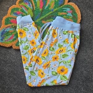 Vera Bradley Cozy Sunflower Sweatpants for Relaxed Comfort